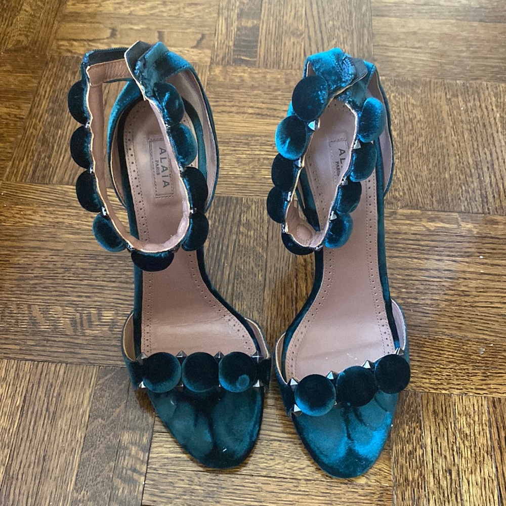 ALAÏA original high heeled shoes
